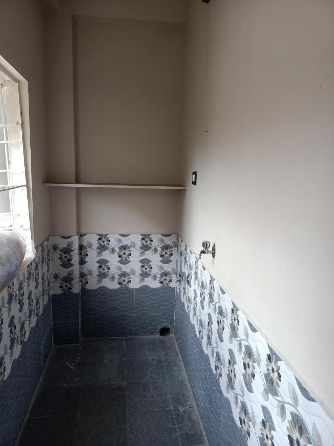 Sri Govinda Nilayam Home Stay 1 Visakhapatnam Luaran gambar