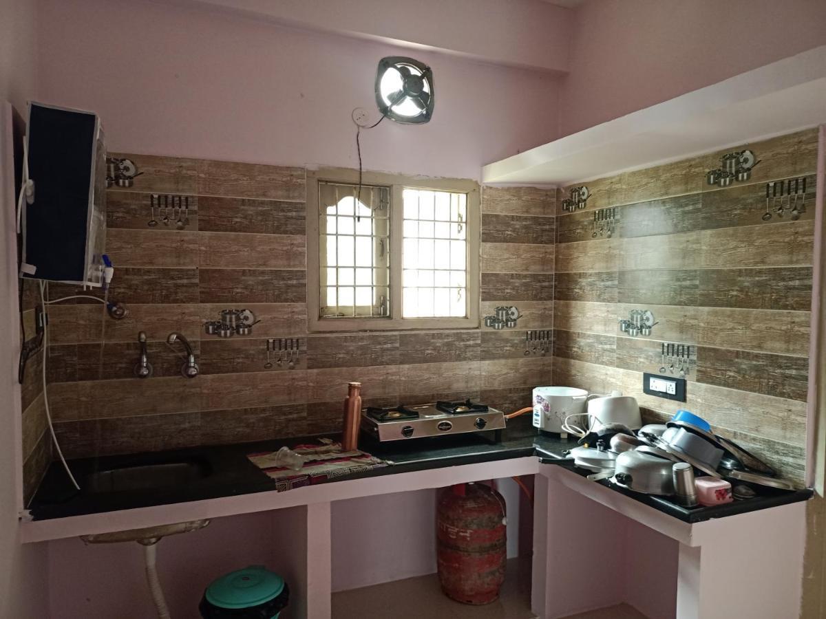 Sri Govinda Nilayam Home Stay 1 Visakhapatnam Luaran gambar